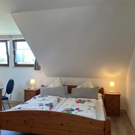 Semesterbostad Haus Loreley *